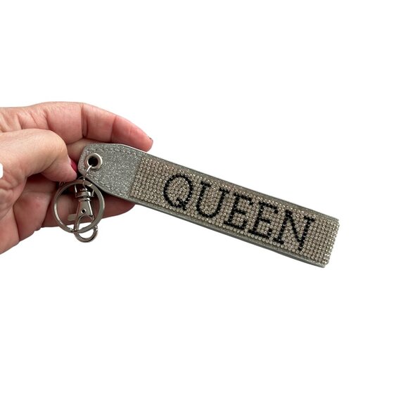 ** Rhinestone Queen Bracelet Keychain Key Ring Purse Bag Backpack SILVER - Picture 1 of 3